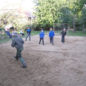 Vlčí přespání na boudě s výletem do Afriky