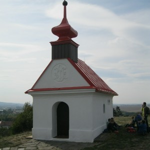 Vlčí přespání na boudě s výletem do Afriky