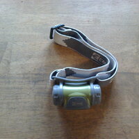 Našlo se po čtyřdeňáku...