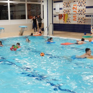 Oddílovka v bazéně