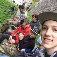 Sršní výprava do jeskyní