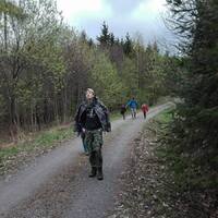 Sršní výprava do jeskyní