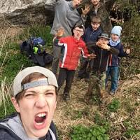 Sršní výprava do jeskyní