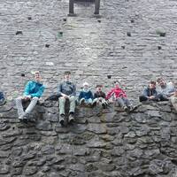 Sršní výprava do jeskyní