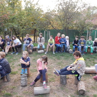 Říjnová oddílovka