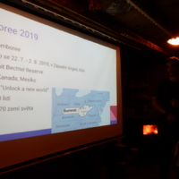 Listopadová oddílovka