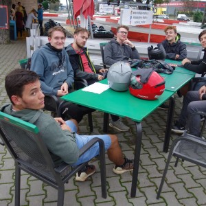 Dračí motokáry a filmová noc