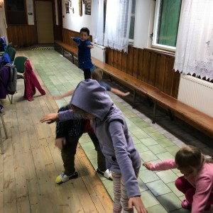 Fotky z družinových schůzek Lišek