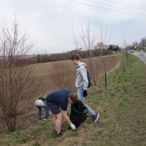 Šlapaničtí junáci uklízí Česko