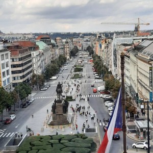Vlčí přespání na Boudě a výprava do Prahy