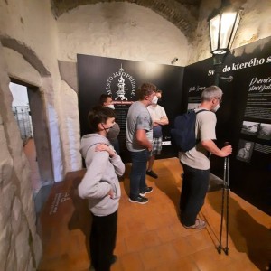 Vlčí přespání na Boudě a výprava do Prahy