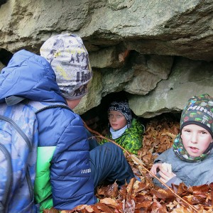 Výprava Kocourů a Lišek k jeskyni (18.12.2021)