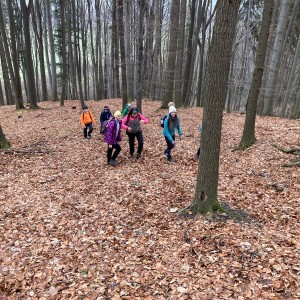 Výprava Kocourů a Lišek k jeskyni (18.12.2021)