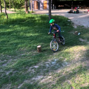 Květnová oddílovka Lišek a Kocourů na kolech