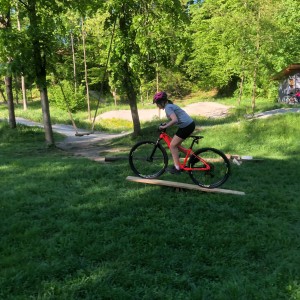 Květnová oddílovka Lišek a Kocourů na kolech