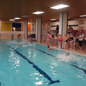 Březnová oddílovka v bazéně