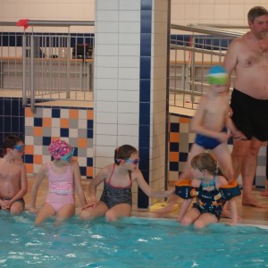 Březnová oddílovka v bazéně