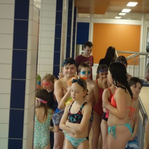 Březnová oddílovka v bazéně