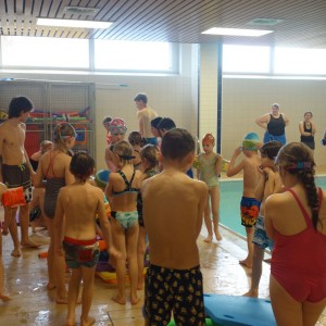 Březnová oddílovka v bazéně
