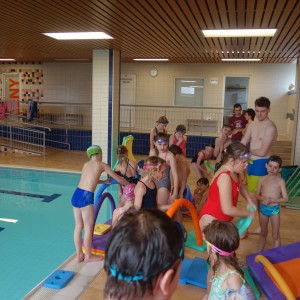 Březnová oddílovka v bazéně