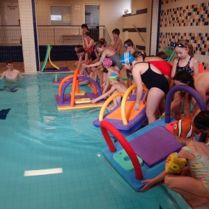 Březnová oddílovka v bazéně