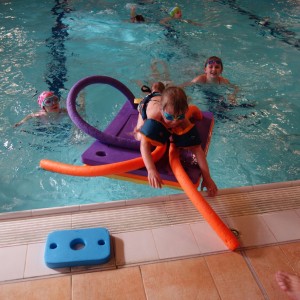 Březnová oddílovka v bazéně