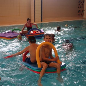 Březnová oddílovka v bazéně