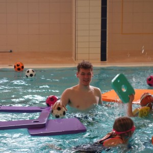 Březnová oddílovka v bazéně