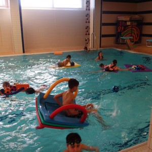 Březnová oddílovka v bazéně