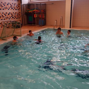 Březnová oddílovka v bazéně