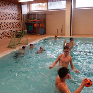 Březnová oddílovka v bazéně