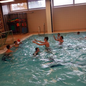 Březnová oddílovka v bazéně