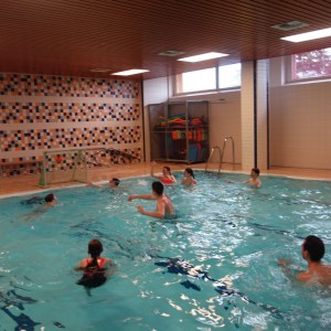 Březnová oddílovka v bazéně