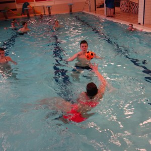 Březnová oddílovka v bazéně