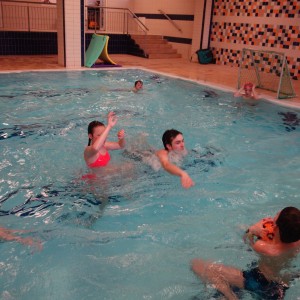 Březnová oddílovka v bazéně