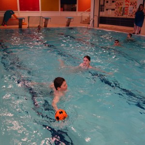 Březnová oddílovka v bazéně