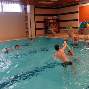 Březnová oddílovka v bazéně