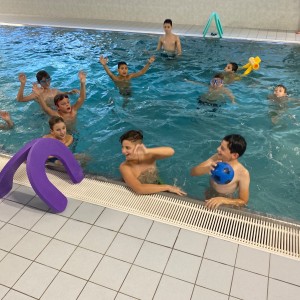 Kocouří a Liščí oddílovka na bazéně