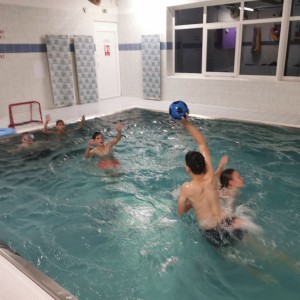 Kocouří a Liščí oddílovka na bazéně