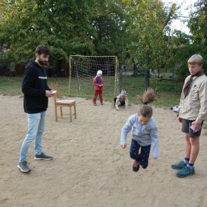 Říjnová oddílovka