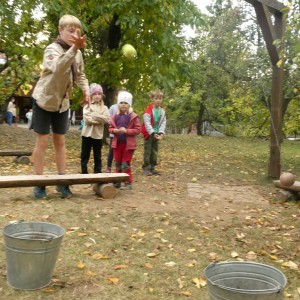 Říjnová oddílovka