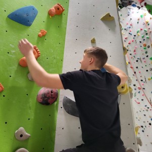 Sršní výprava na lezeckou stěnu do Kuřimi