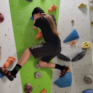 Sršní výprava na lezeckou stěnu do Kuřimi