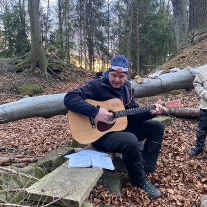 Úklid Hukvald a Vítání jara za zvuku rally