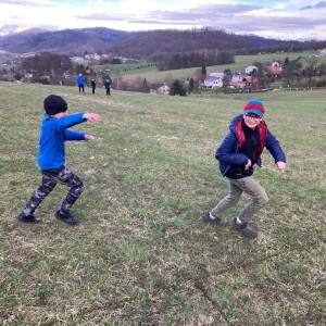 Úklid Hukvald a Vítání jara za zvuku rally