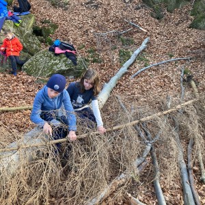 Úklid Hukvald a Vítání jara za zvuku rally
