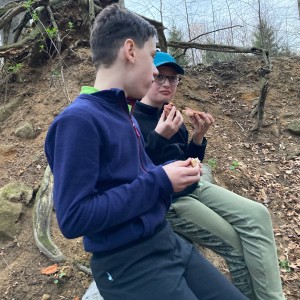 Úklid Hukvald a Vítání jara za zvuku rally