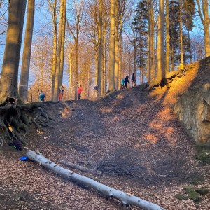 Úklid Hukvald a Vítání jara za zvuku rally