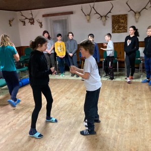 Úklid Hukvald a Vítání jara za zvuku rally