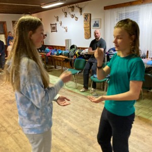 Úklid Hukvald a Vítání jara za zvuku rally